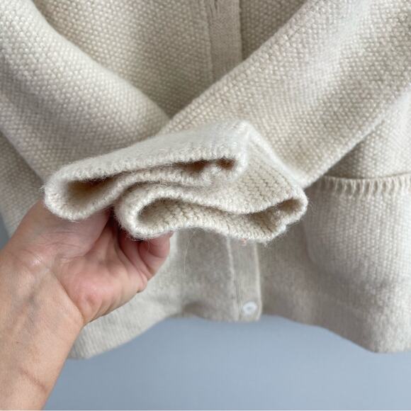 Hesperios | Women’s Knit Baby Alpaca Sweater Cream Button Front Cardigan Sweater - Picture 5 of 12